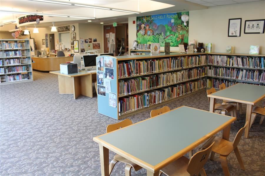 Echo Horizon School Library 2 
